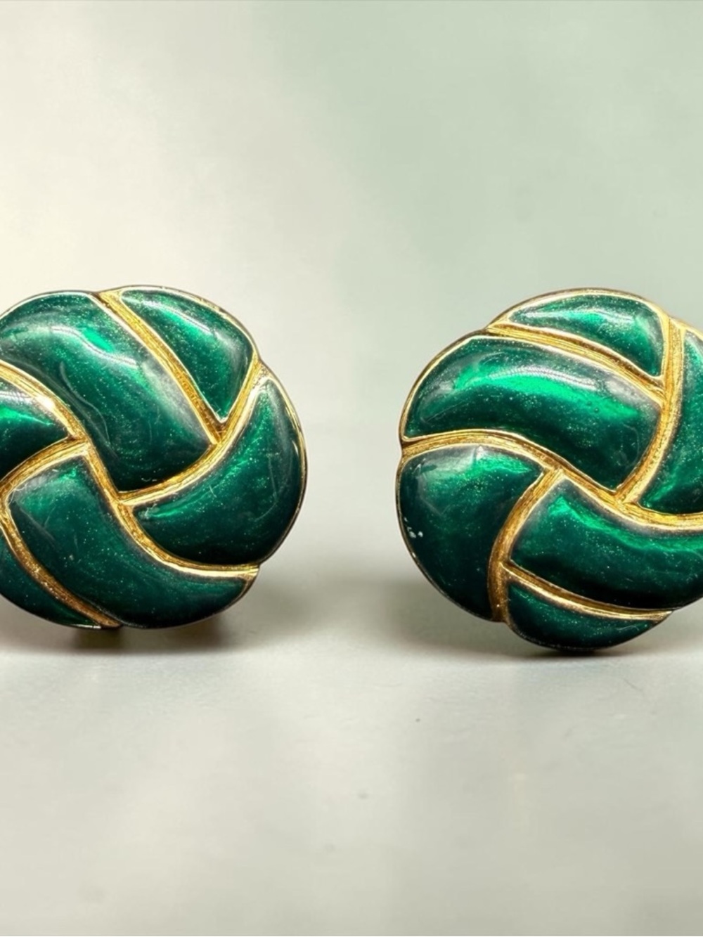 Trifari Gold Tone Green Enamel Woven Button Clip On Earrings Vintage As Is